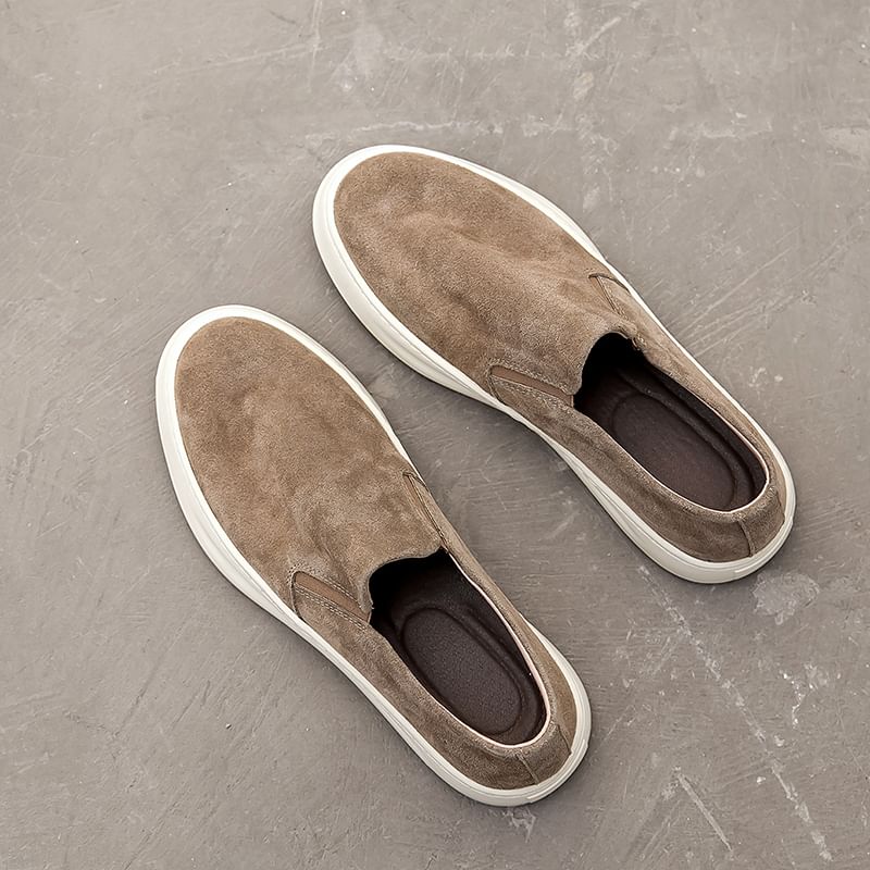 VEAZ - Platform Plain Faux Suede Slip-Ons