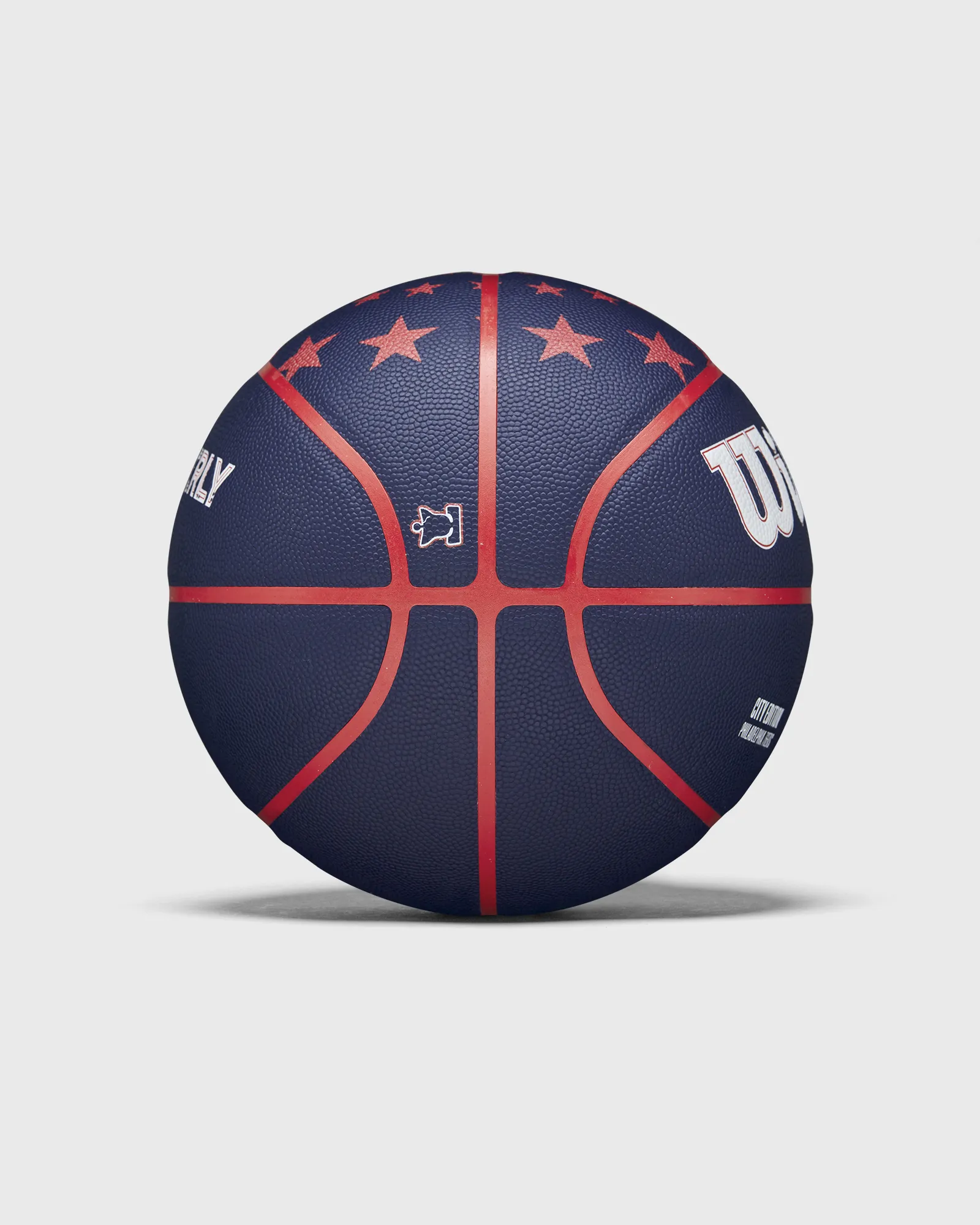 WILSON 2023 NBA TEAM CITY COLLECTOR PHILADELPHIA 76ER SIZE 7