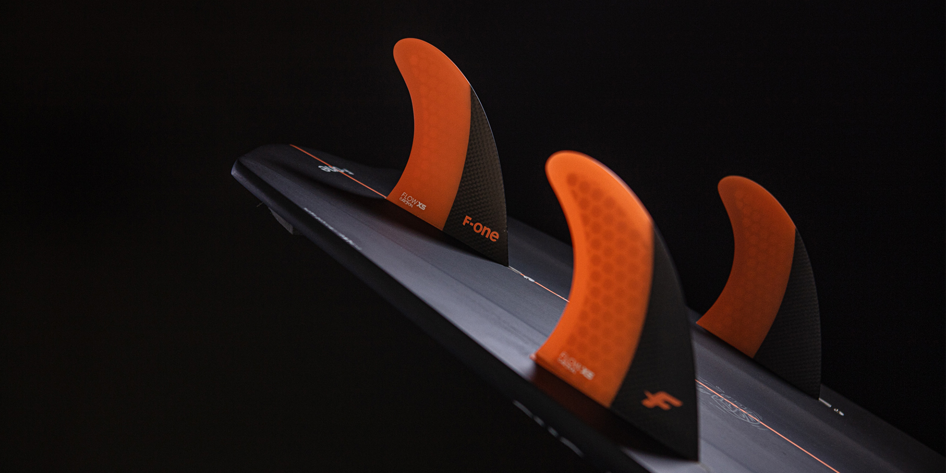 F.one Set Ailerons F-One Thruster - Flow M carbon