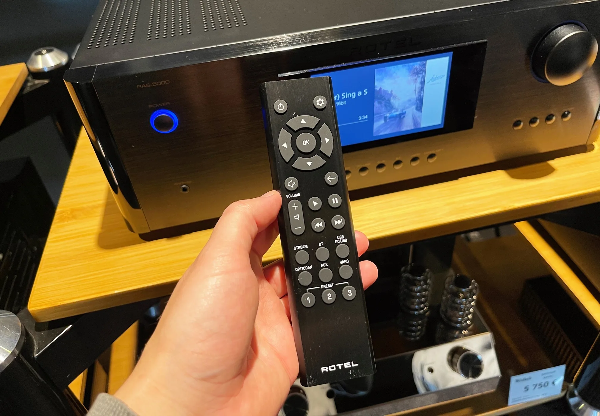 Rotel RAS-5000 Noir Amplis hi-fi stéréo