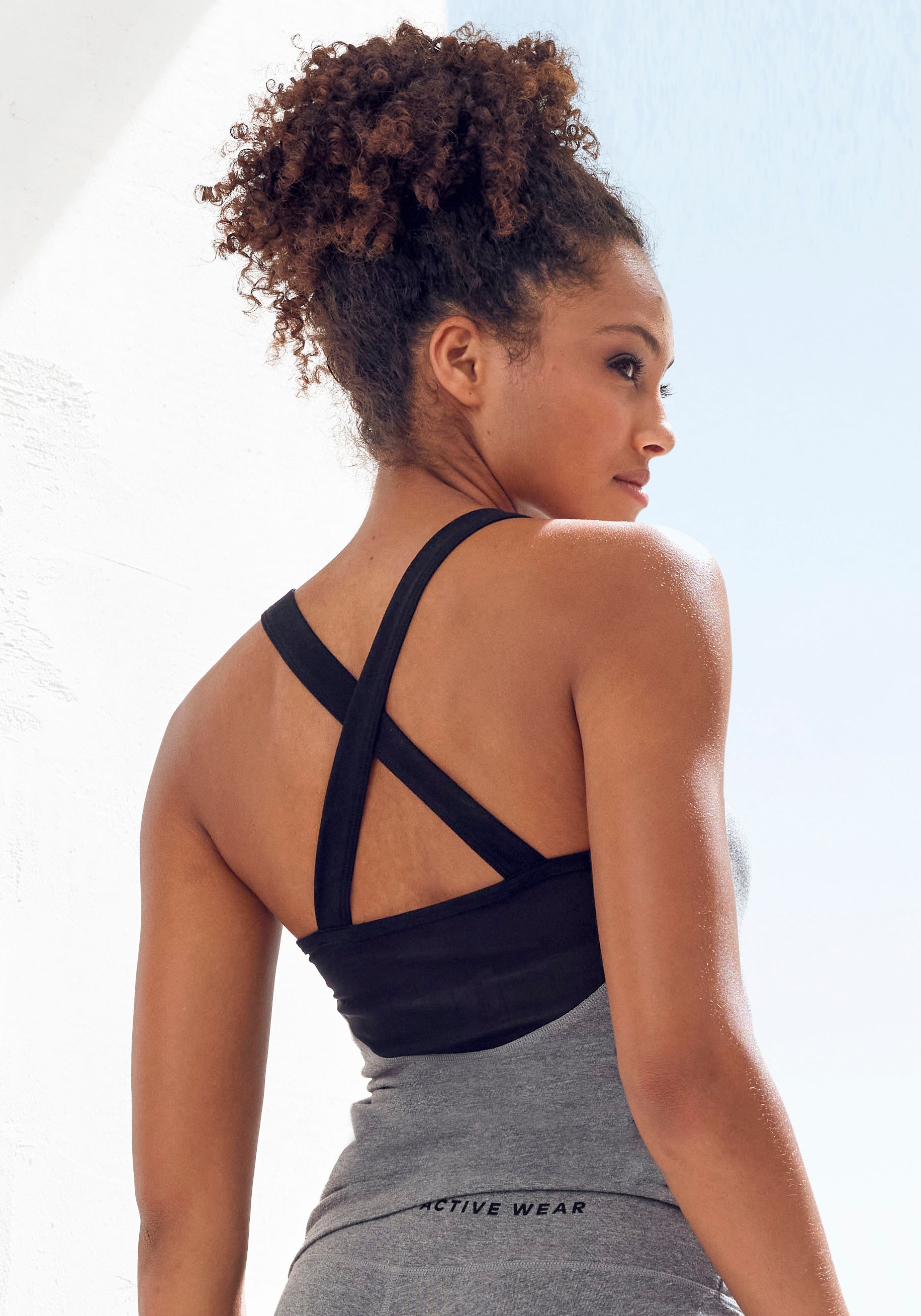 Vivance active Funktionstop , mit gekreuzten elastischen Trägern