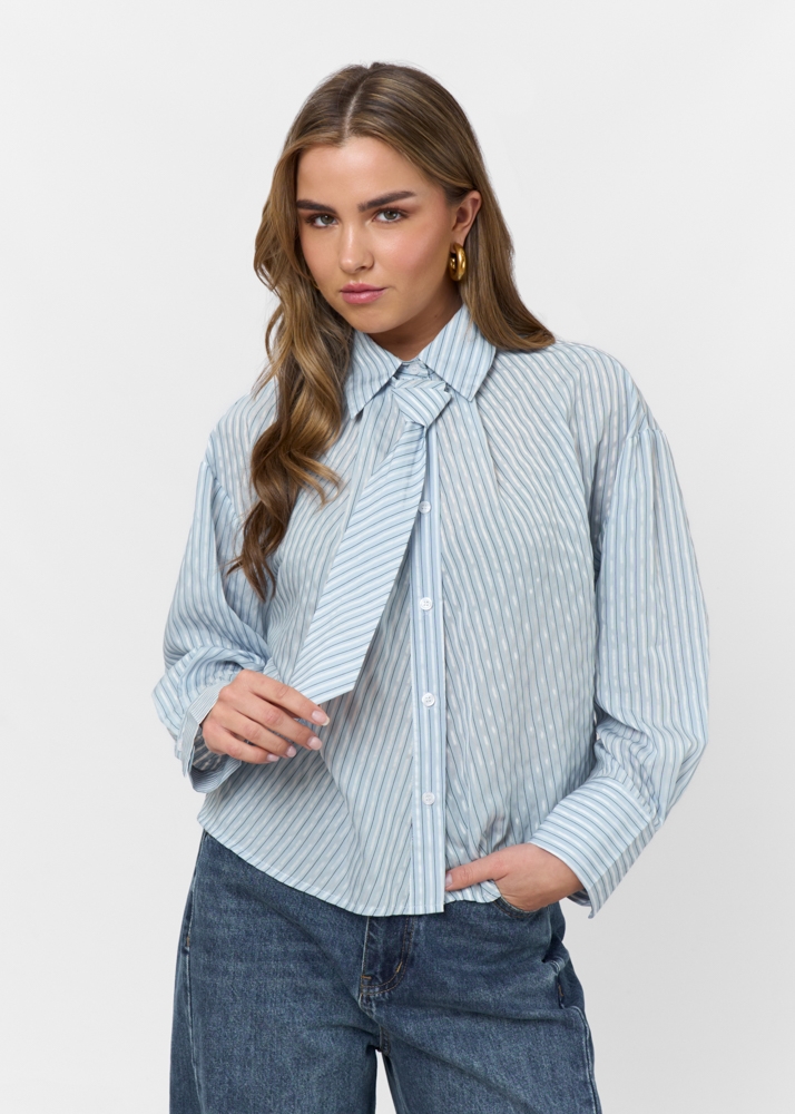 Jill blouse lichtblauw