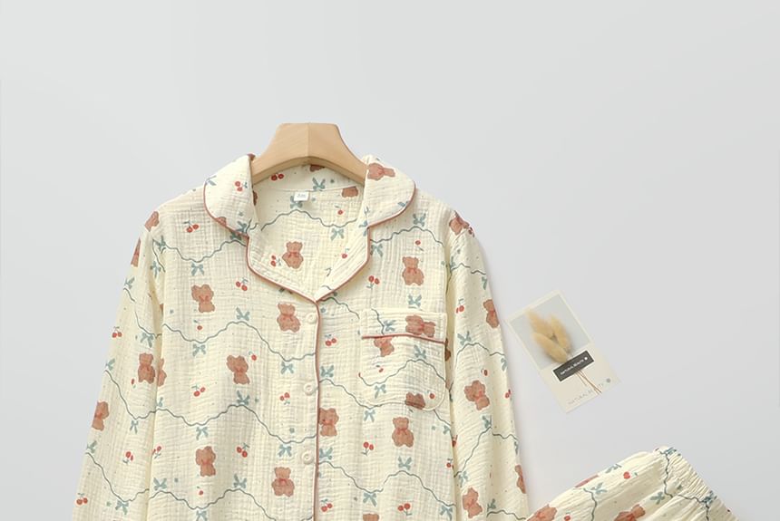 Finlies - Pyjamaset: Berenprint Shirt + Broek