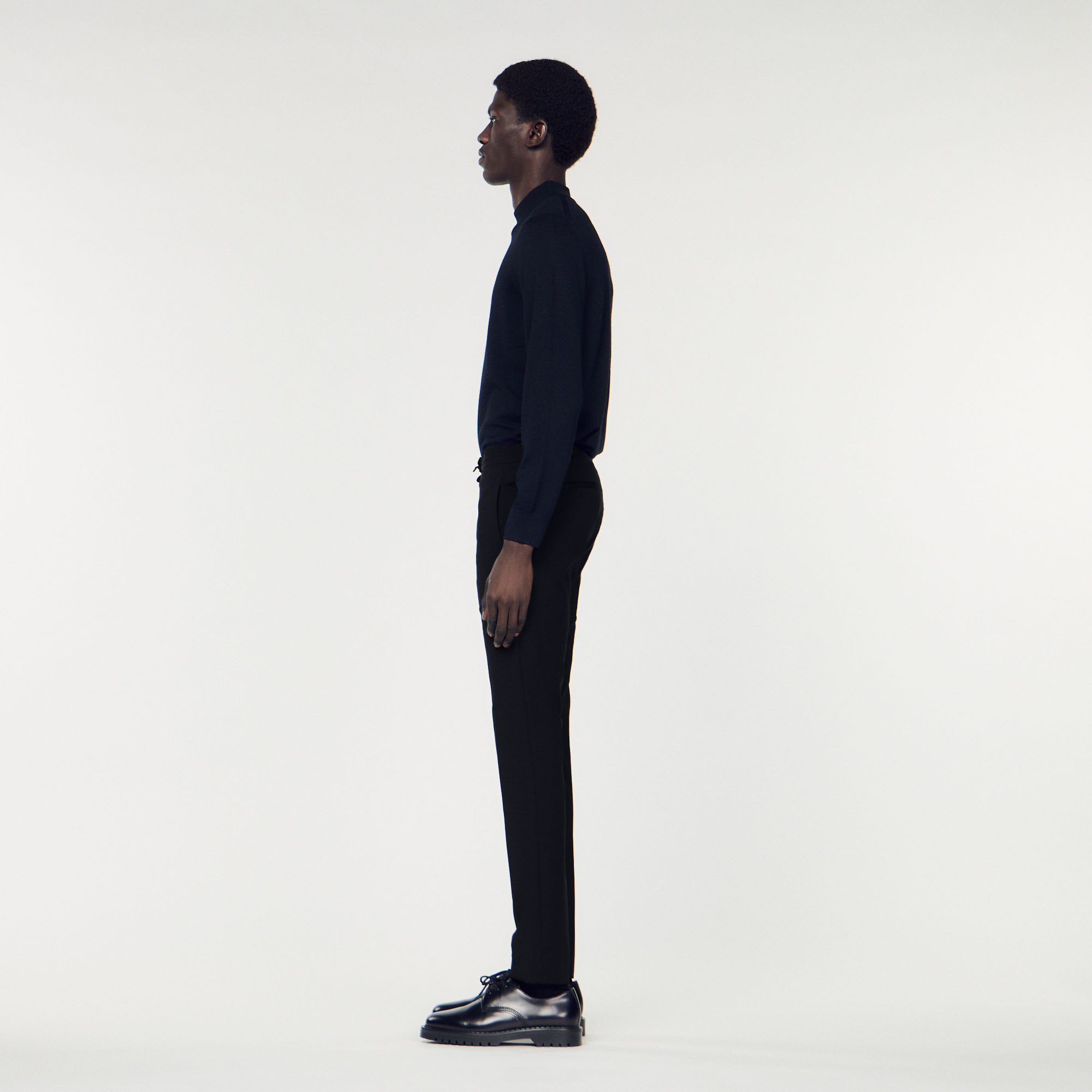 Pantalon á ceinture elastiquee