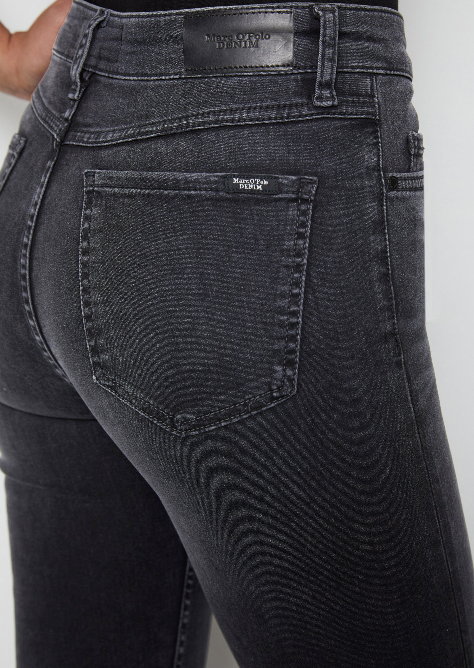 Jeans Modell KAJ skinny cropped aus Bio-Baumwoll-Mix