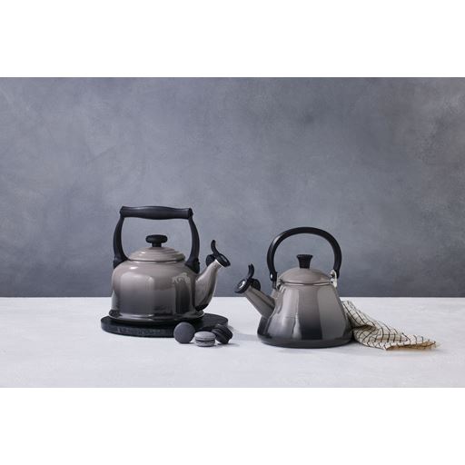 Le Creuset Kone Fløjtekedel, Flint, 1,6 L