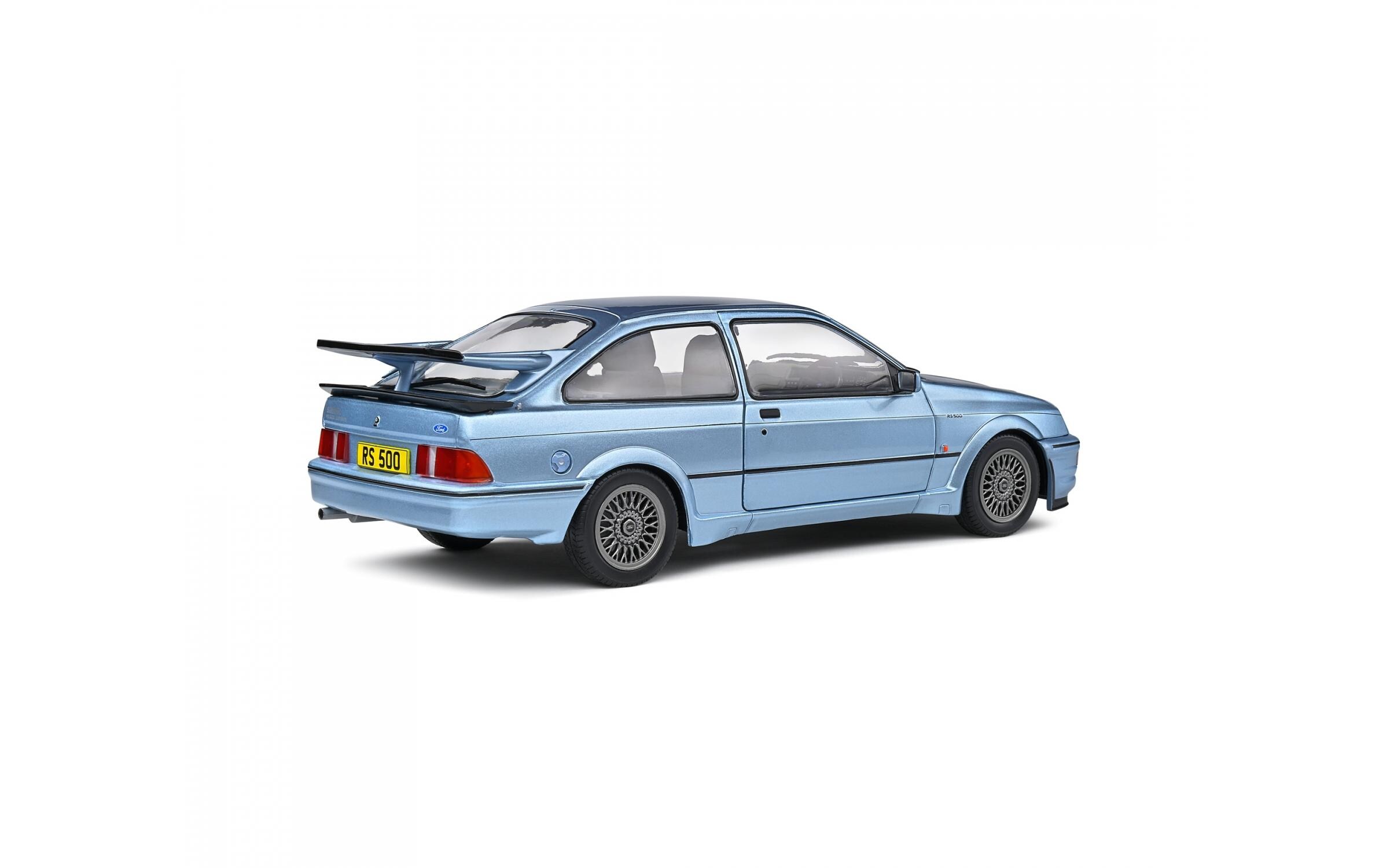 Sportwagen Ford Sierra RS500 Blau, 1:18Detailgetreues Modellauto für Sammler im Massstab 1:18
