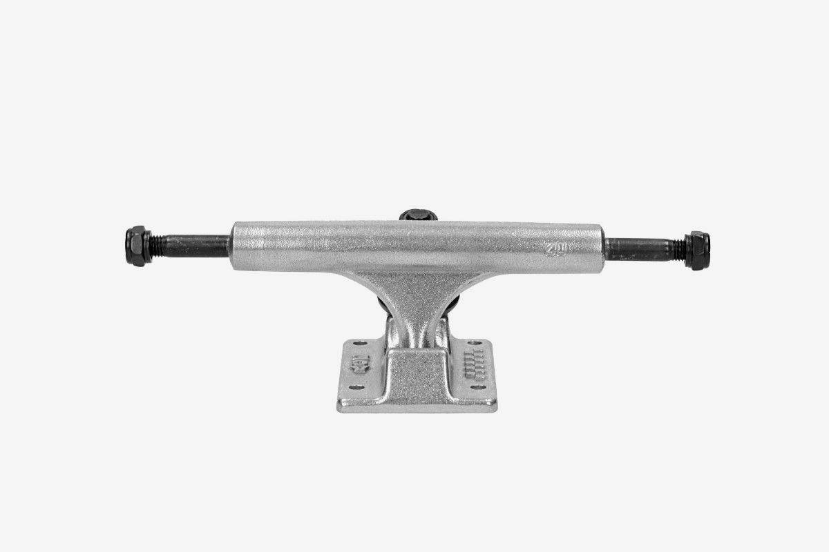Ace 02 Low Achse (silver) 7.625