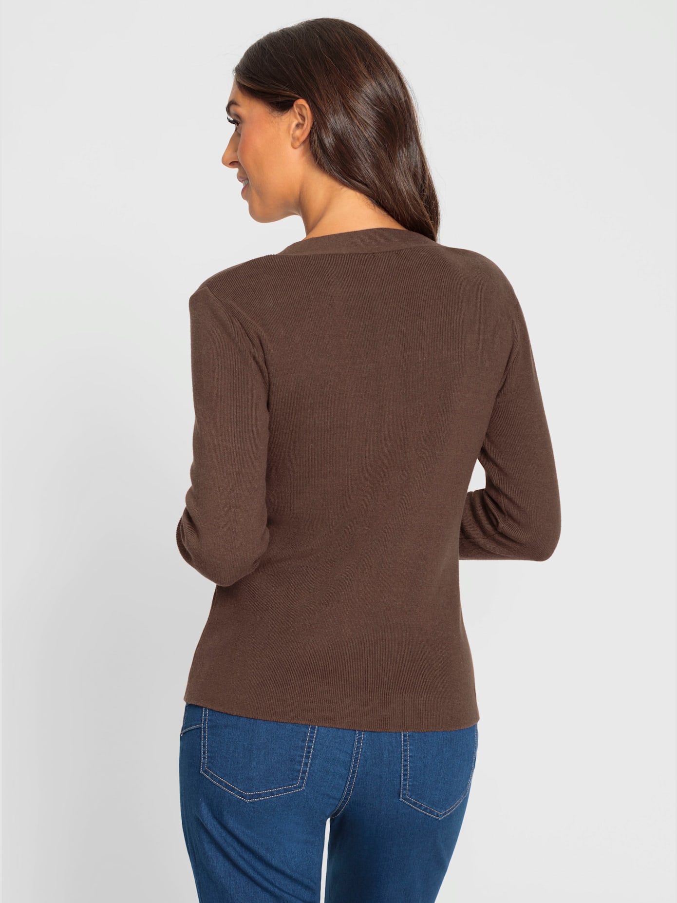 Pull boutons décoratifs