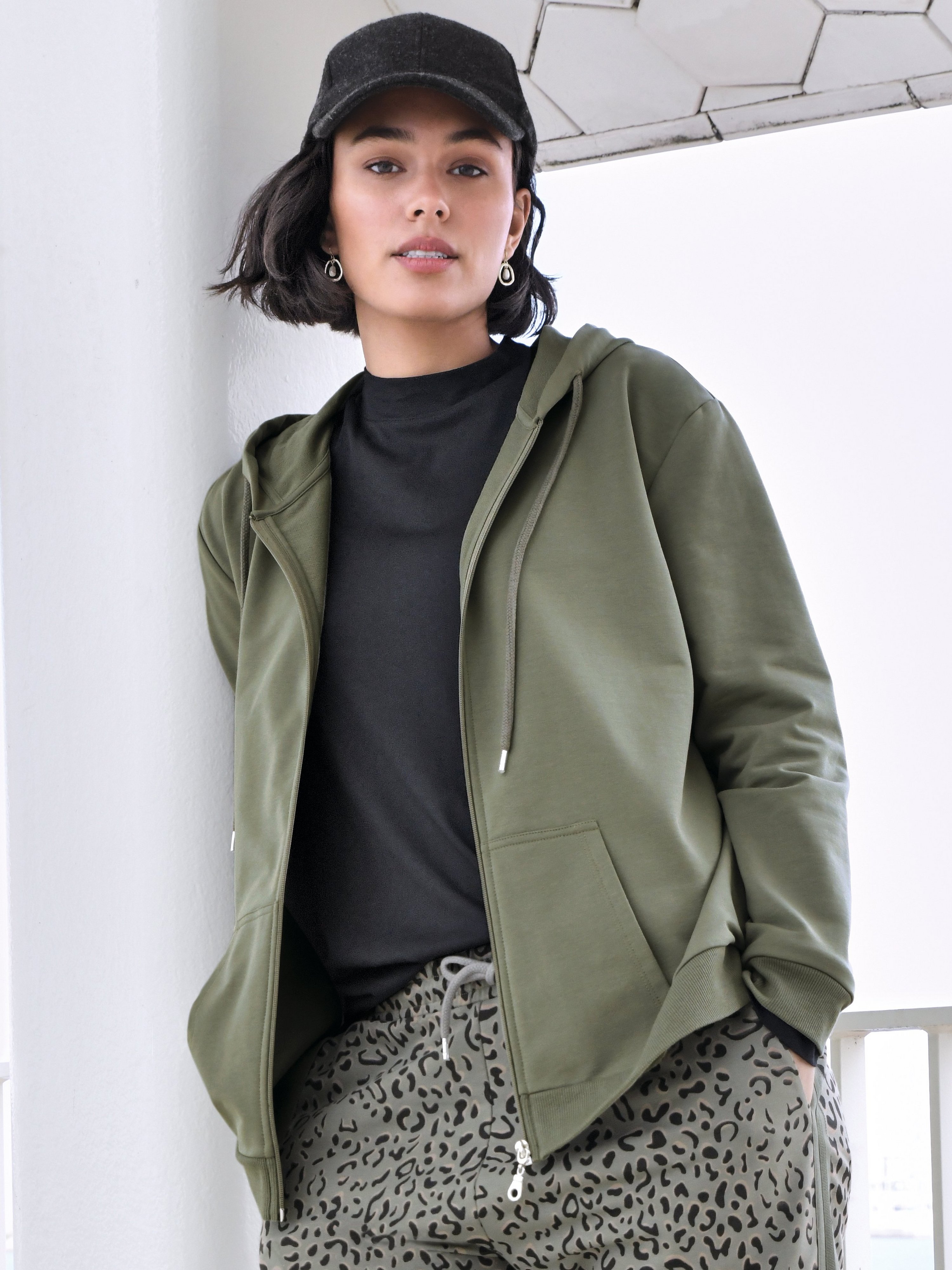 Hoodie-Sweatjacke