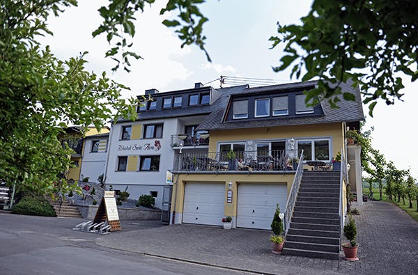 Weinverkostung in Erden – sinnliche Freuden