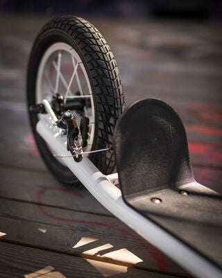 Pinepeak Air Scooter, White