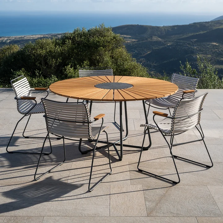 HOUE - CIRCLE Outdoor Tisch Ø 110 cm, Bambus