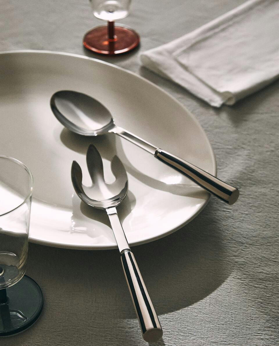 Conjunto de talheres de servir listrados (2 unidades)