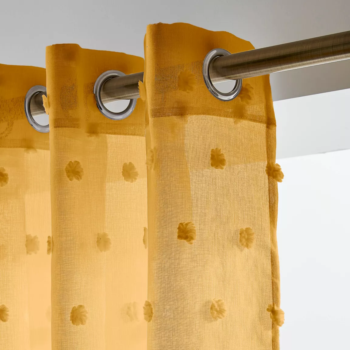 Voilage oeillets pompons (140 x 280 cm) Emie Jaune moutarde
