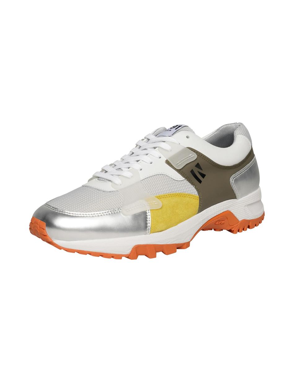 SNEAKER STYLE CHOICE W LM