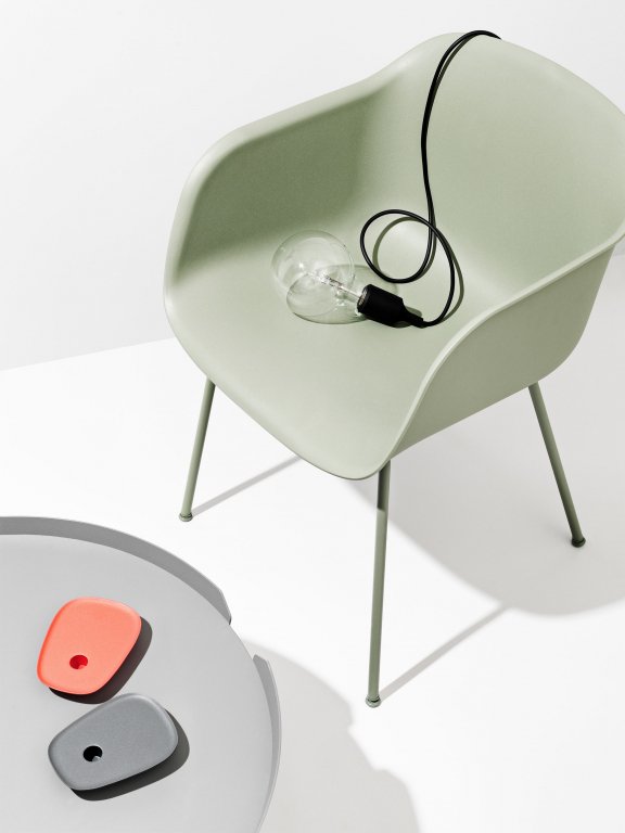 Muuto Fiber Tube stoel dusty green