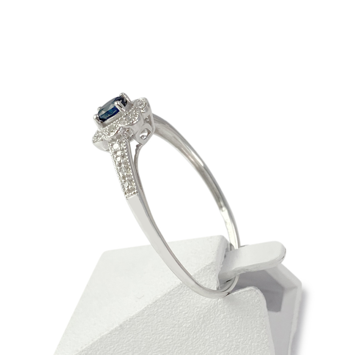 Bague d'occasion argent 925 saphir ovale et diamants