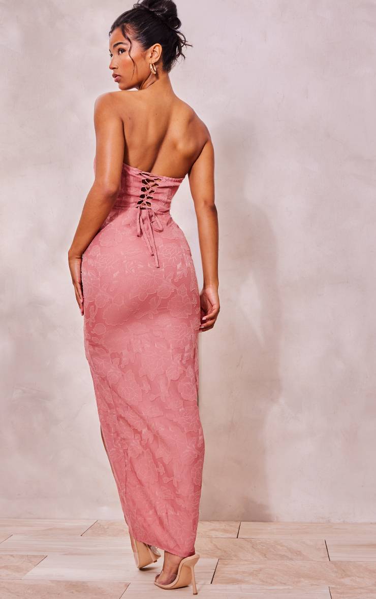 Rose Robe Longue Bustier À Fleurs Texturées