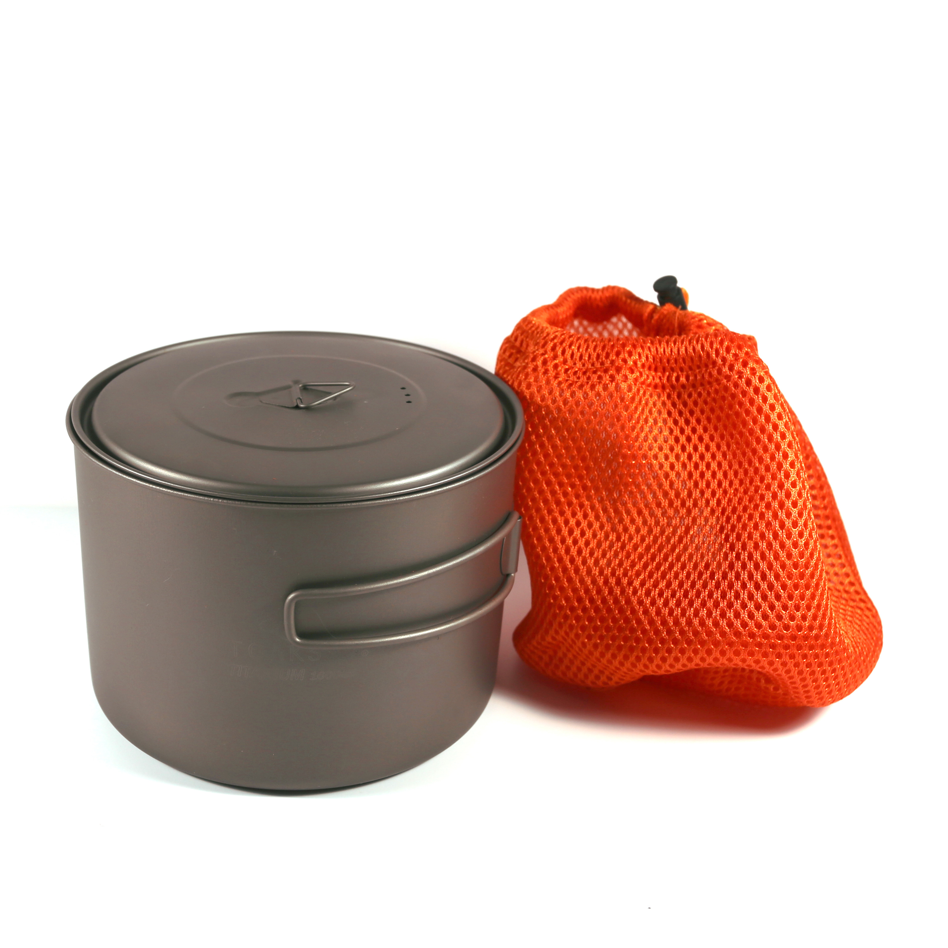 Titanium 1600 ml Pot