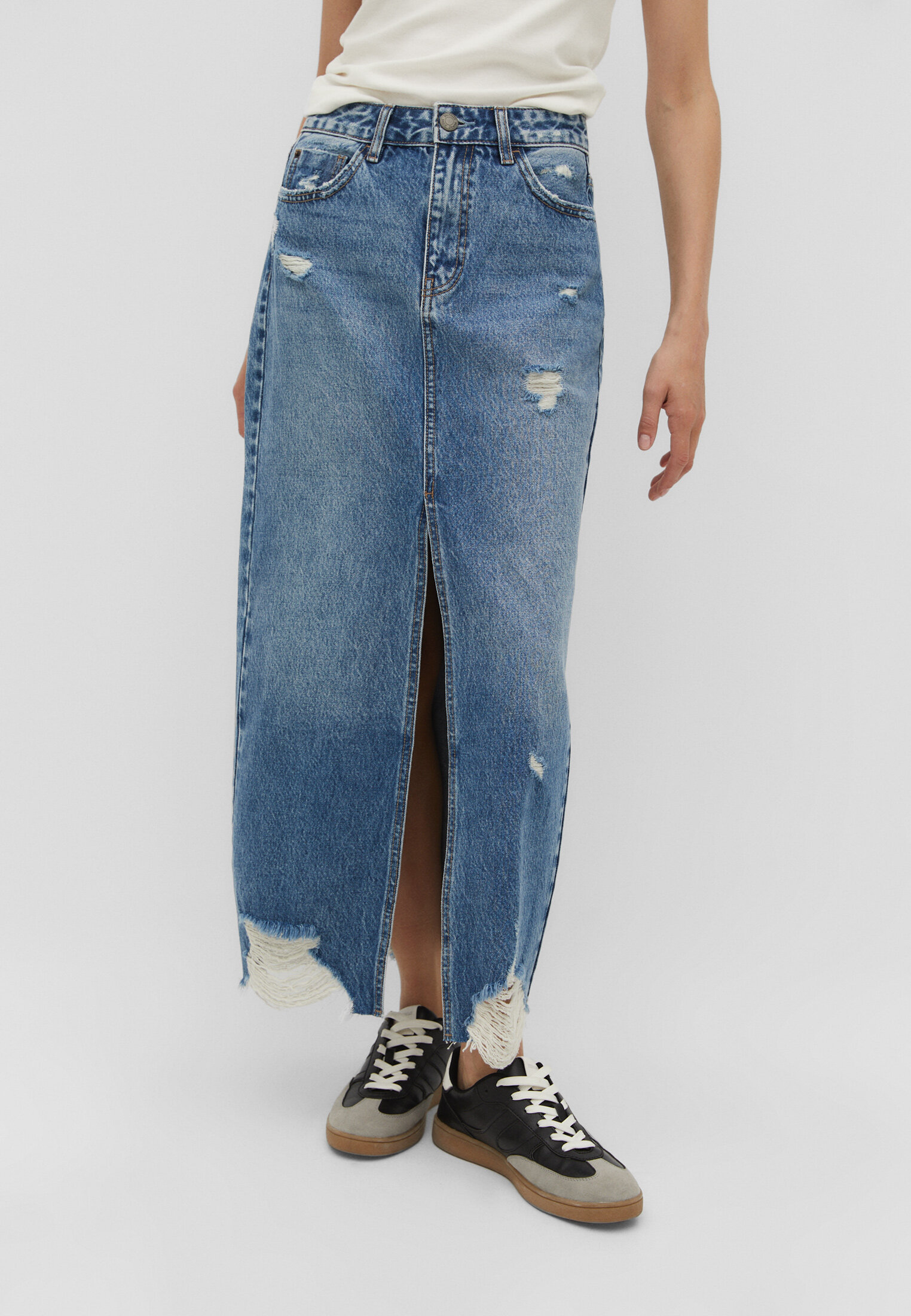 Saia longa jeans desgastada