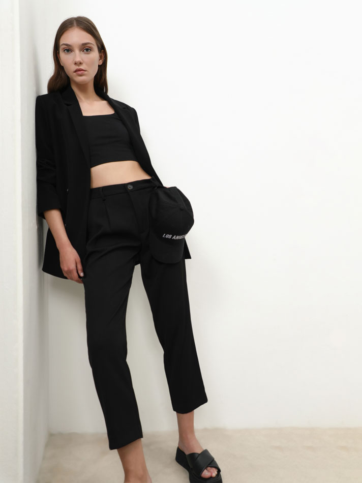 Blazer básico de abotoamento duplo - Preto