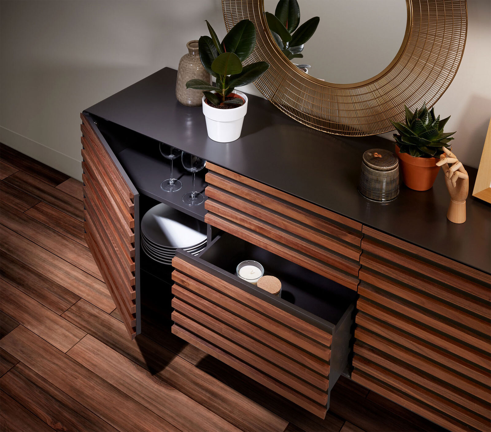Kave Home Sideboard KESIA 162 x 74 cm Grau/ Nussbaum