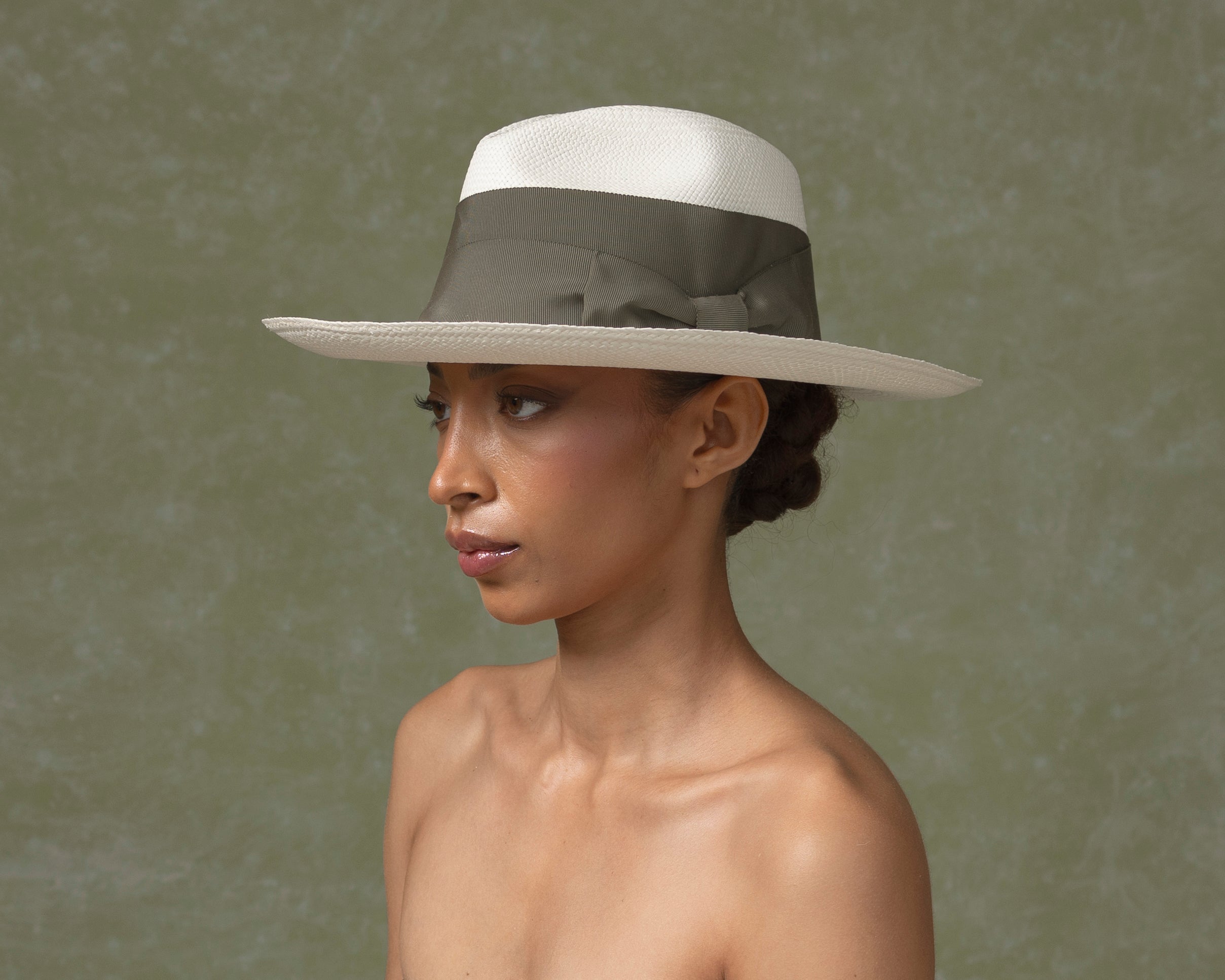 Chapeau Panama à longs bords