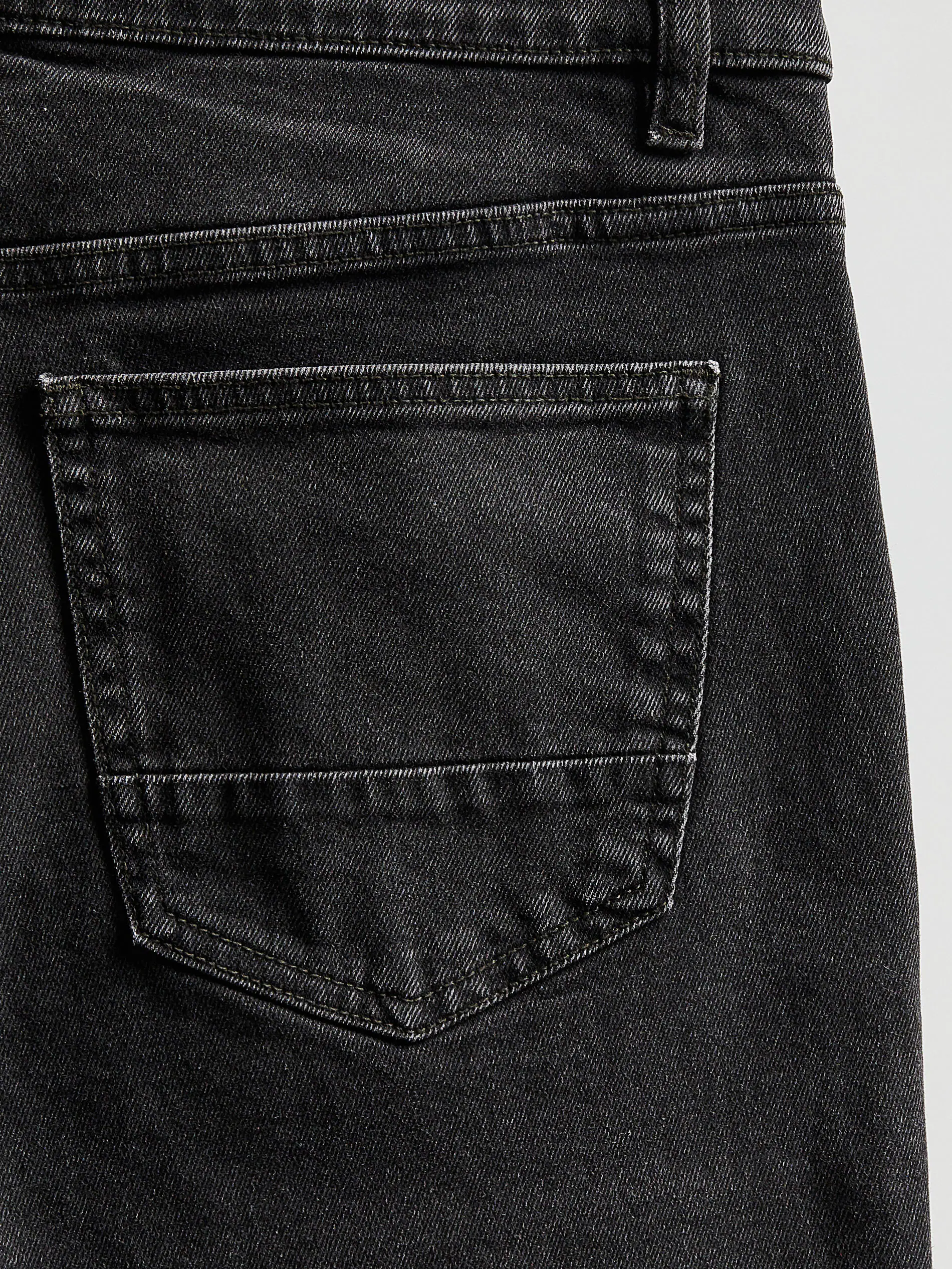 Shorts aus Denim im Straight-Fit
