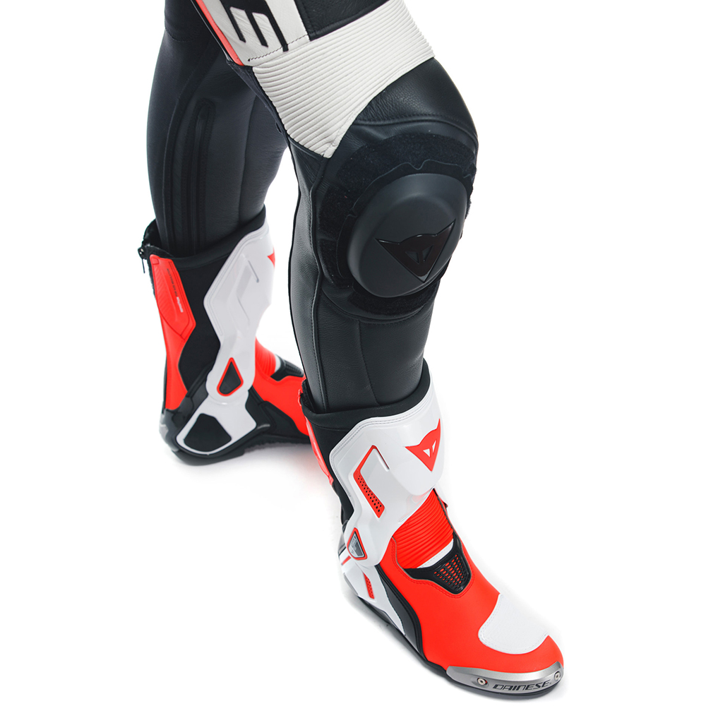 Dainese - Combinaison femme Grobnik Lady perforée - 1 pièce Noir / Blanc / Rouge fluo
