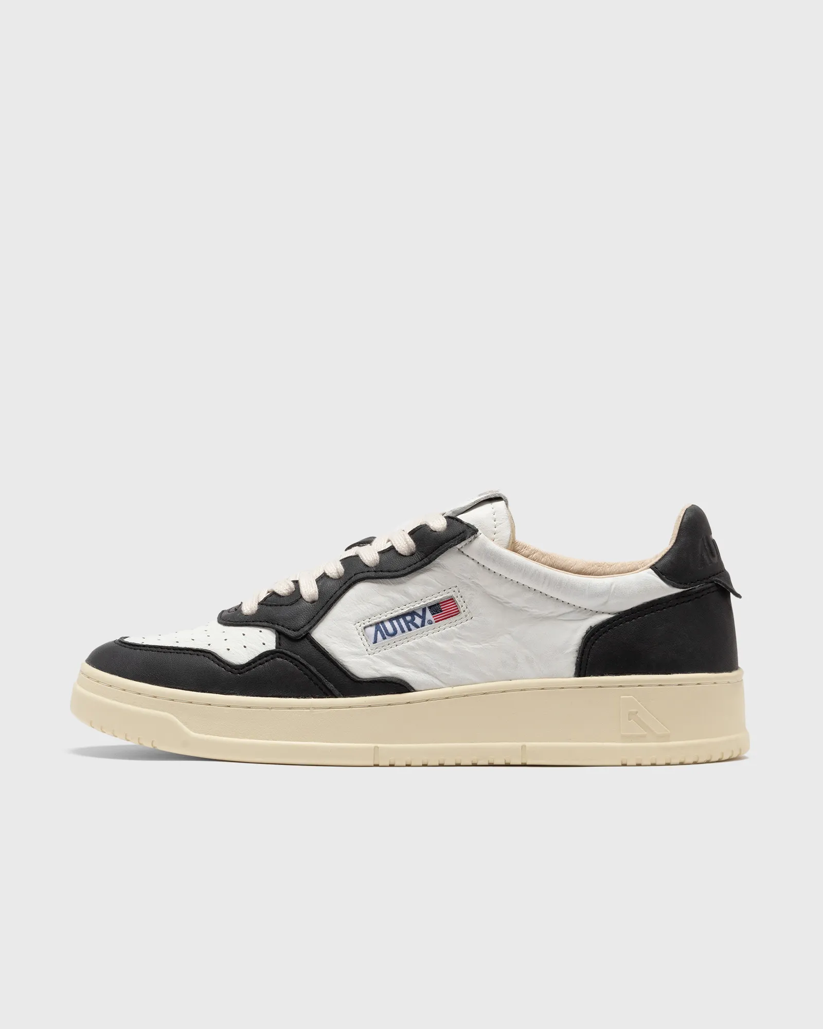 Autry Action Shoes MEDALIST LOW