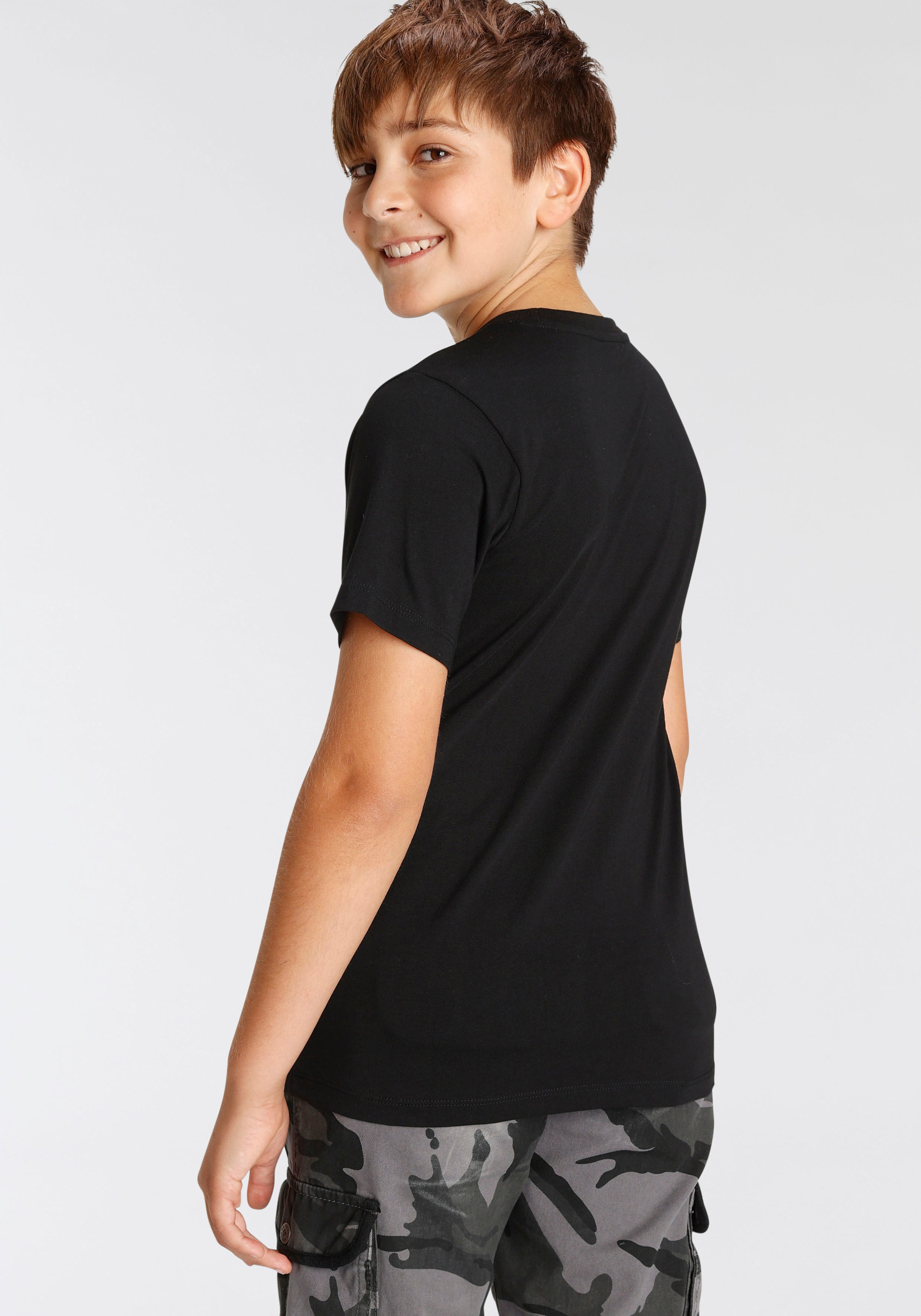 KIDSWORLD T-Shirt »Skating - Druck«, Kurzarm,  Basic-Passform,  bedruckt,  Rundhalsausschnitt