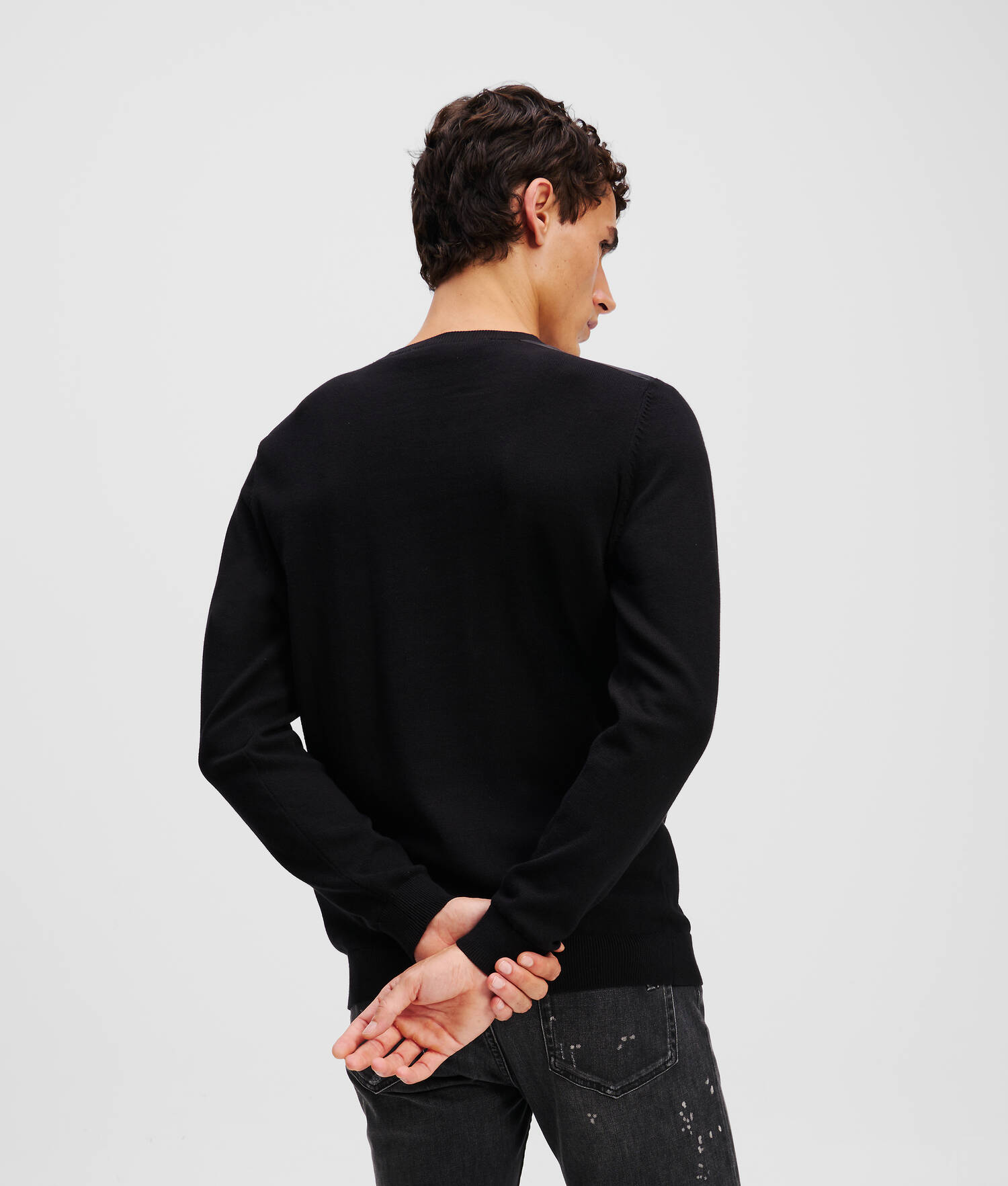 SWEAT-SHIRT AVEC PANNEAU D'ÉPAULE - Noir