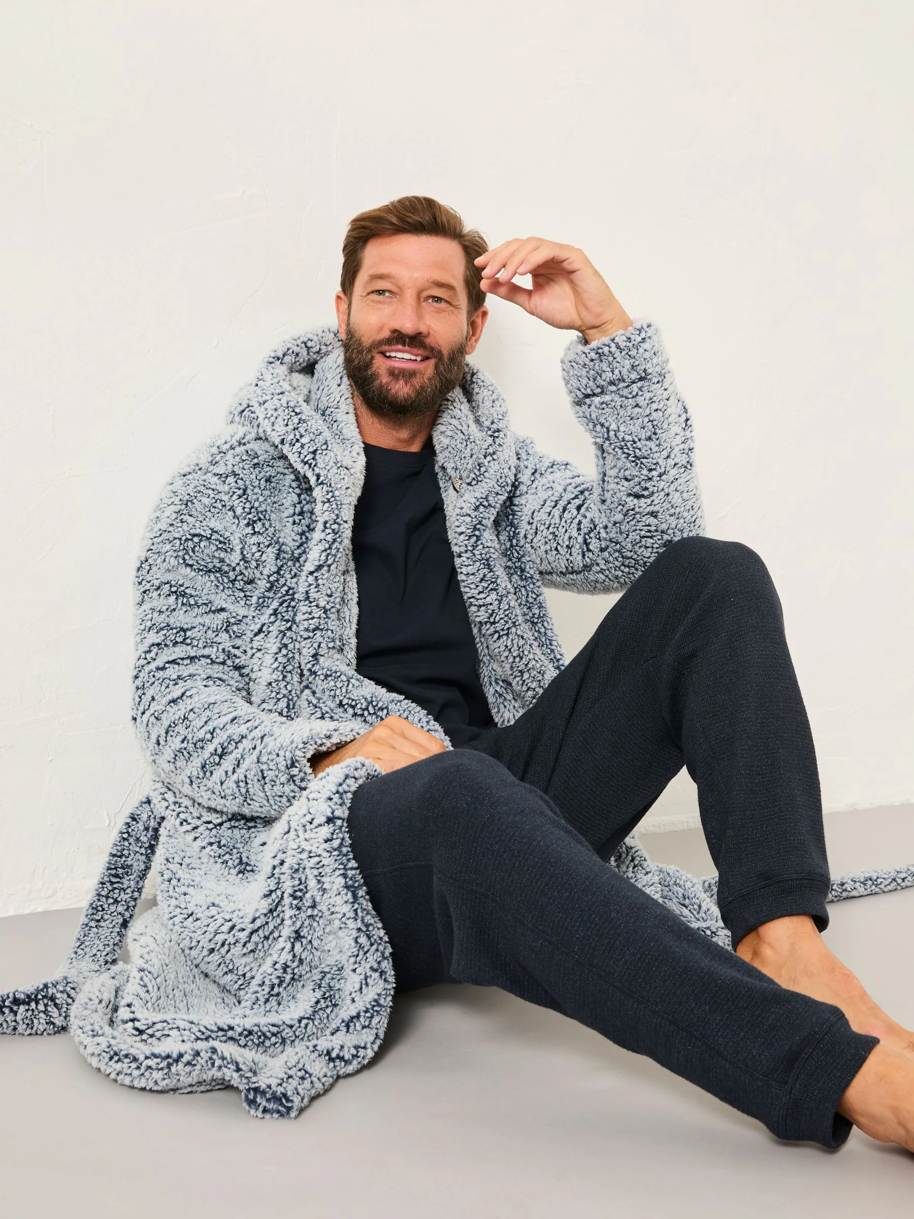 FatFace Snuggle Sofa Robe