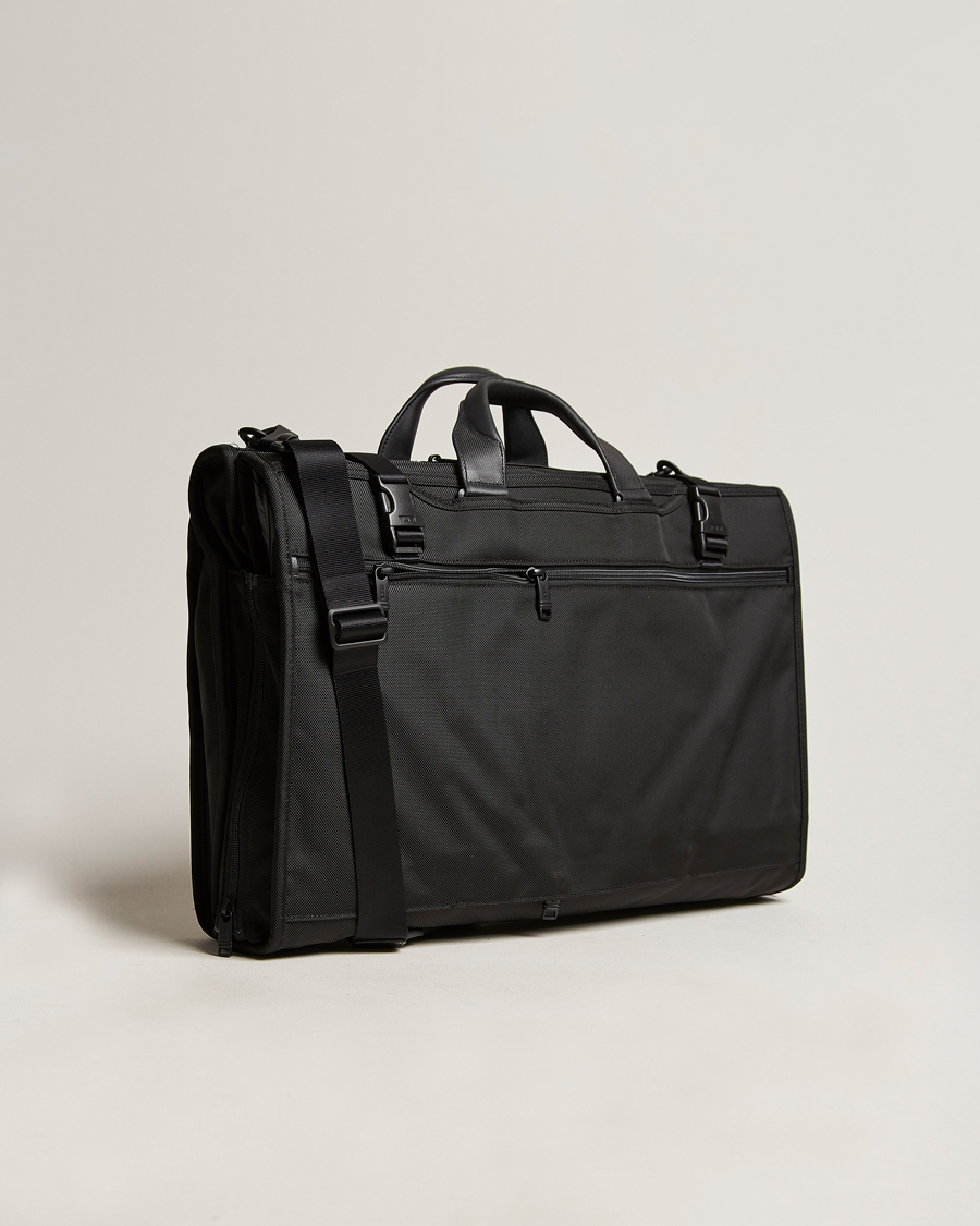 TUMI Alpha 3 Garment Tri-Fold Carry On Black