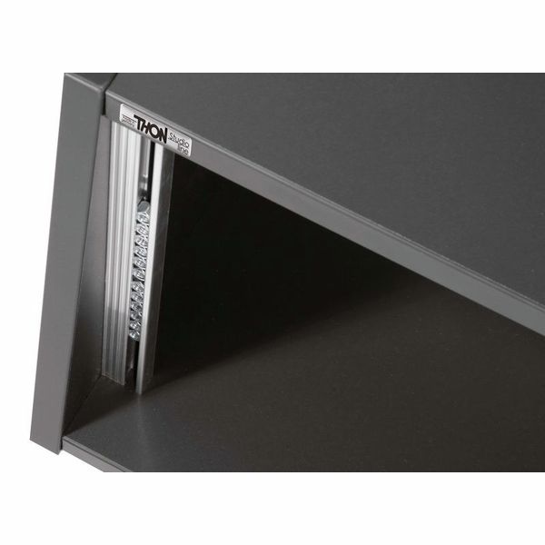 Thon Studio Desktop Rack 5006G