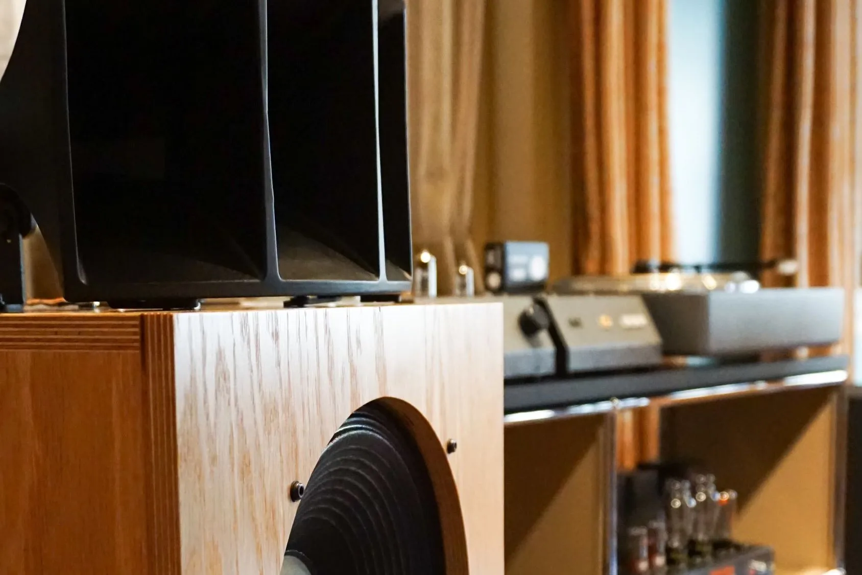 Klipsch Ojas Chêne (la paire) Enceintes colonne