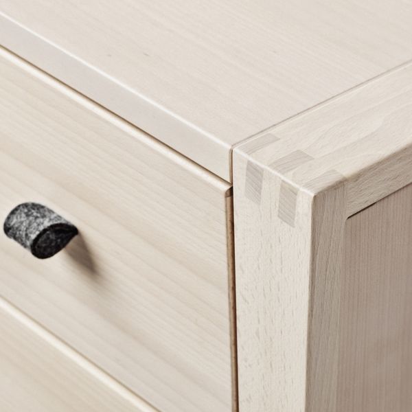 Leander Linea Commode - Beech