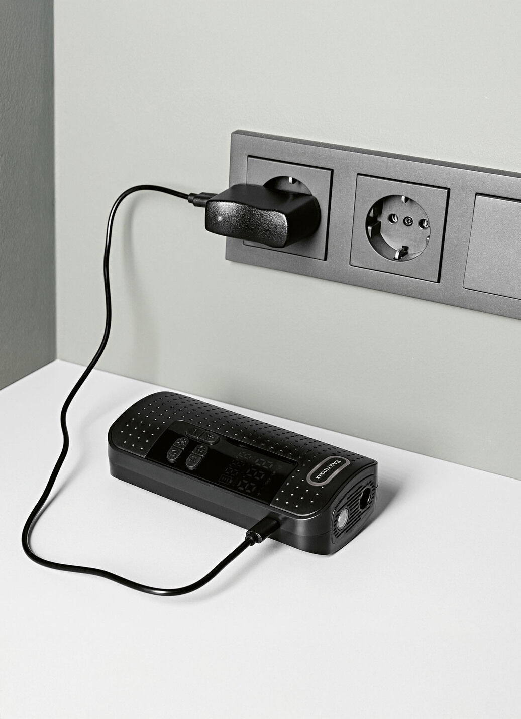 EASYmaxx Akku-Handkompressor mit LED-Beleuchtung