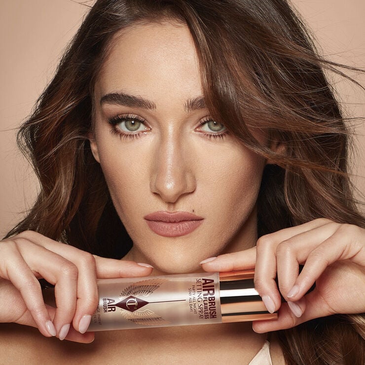 Charlotte Tilbury Airbrush Flawless fastgørende spray
