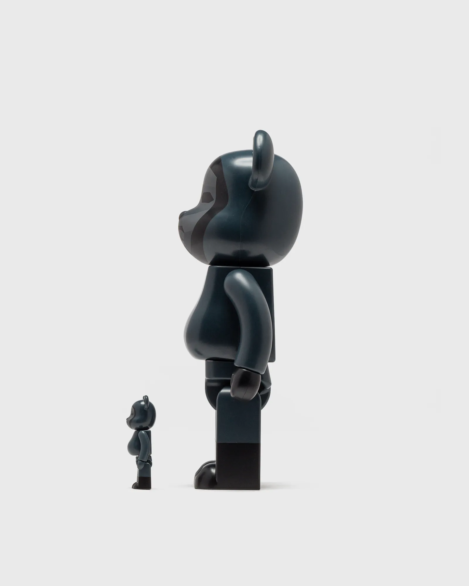 MEDICOM BEARBRICK 400% SQUID GAME FRONT MAN 2-PACK