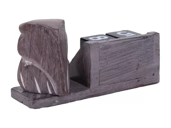 Calendrier en bois marron 13x4x6h