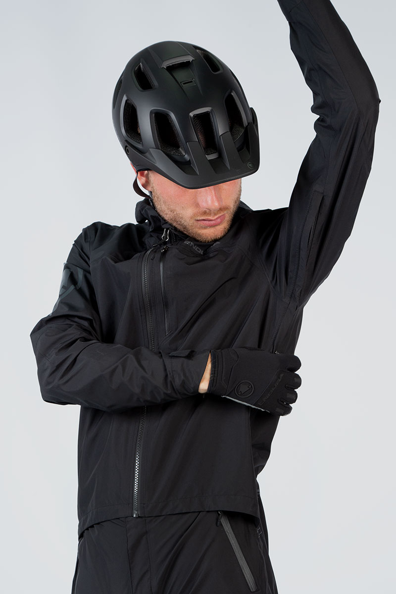 Endura Singletrack Heldragt Sort