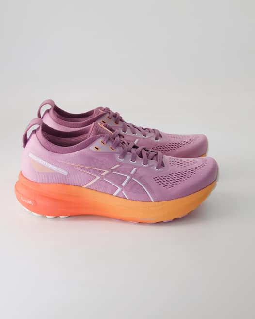 Asics GEL-Kayano 31 Sportschuhe in Lila