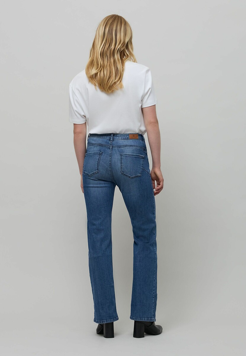 IKKS<br>Calça jeans boca de sino desgastada