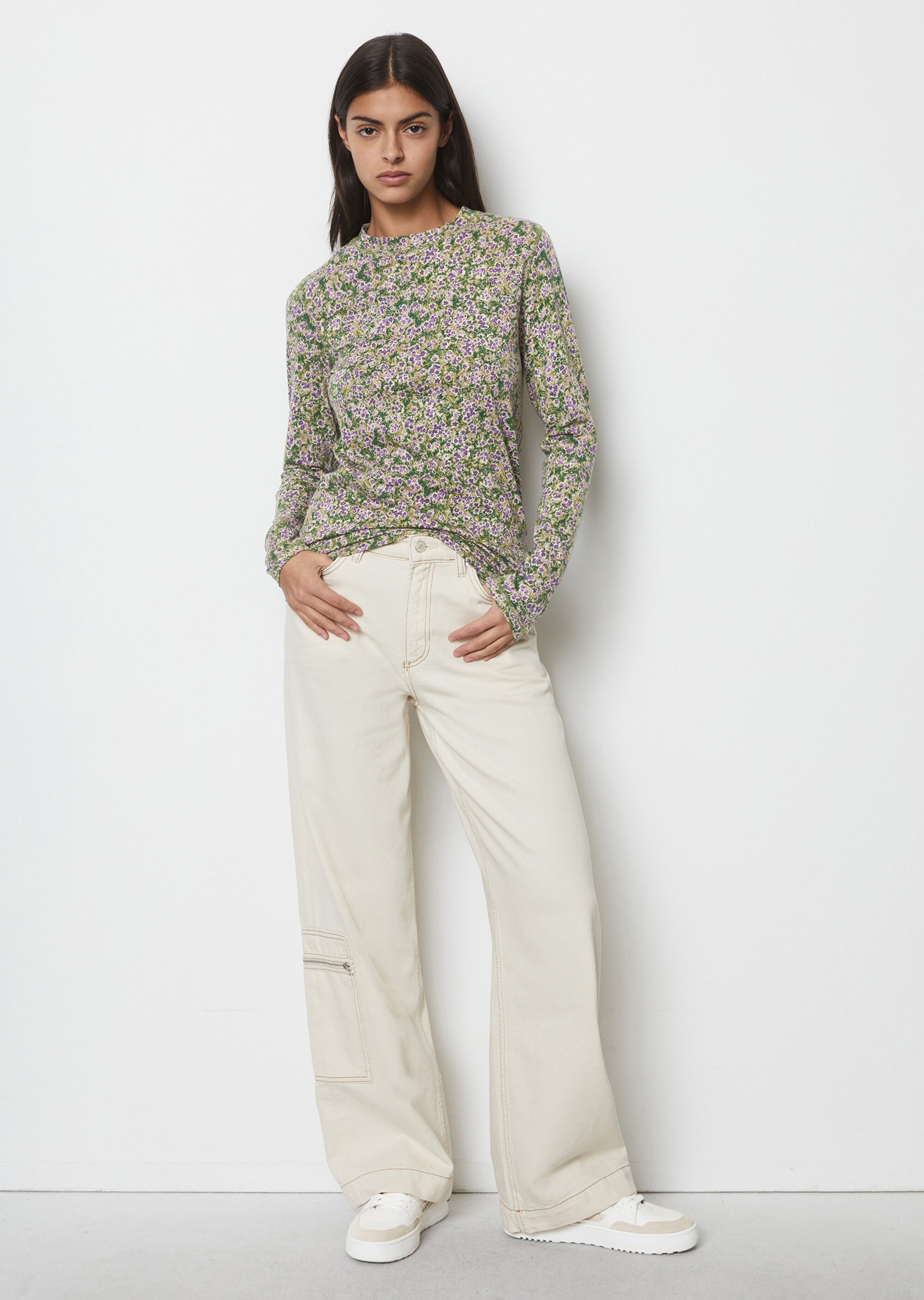 Gemustertes Longsleeve slim aus bedrucktem Light Weight Jersey
