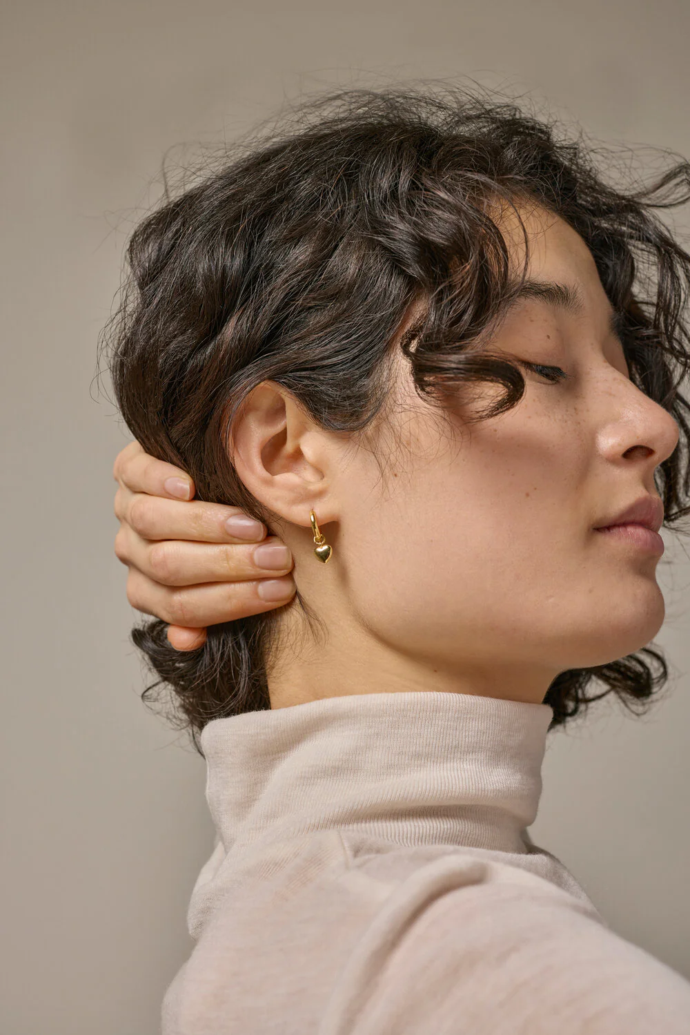 ENAMEL Copenhagen  Amore hoops - forgyldt