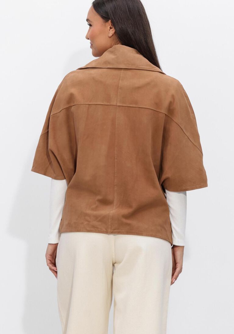 camel studio ar jack clara goat suede