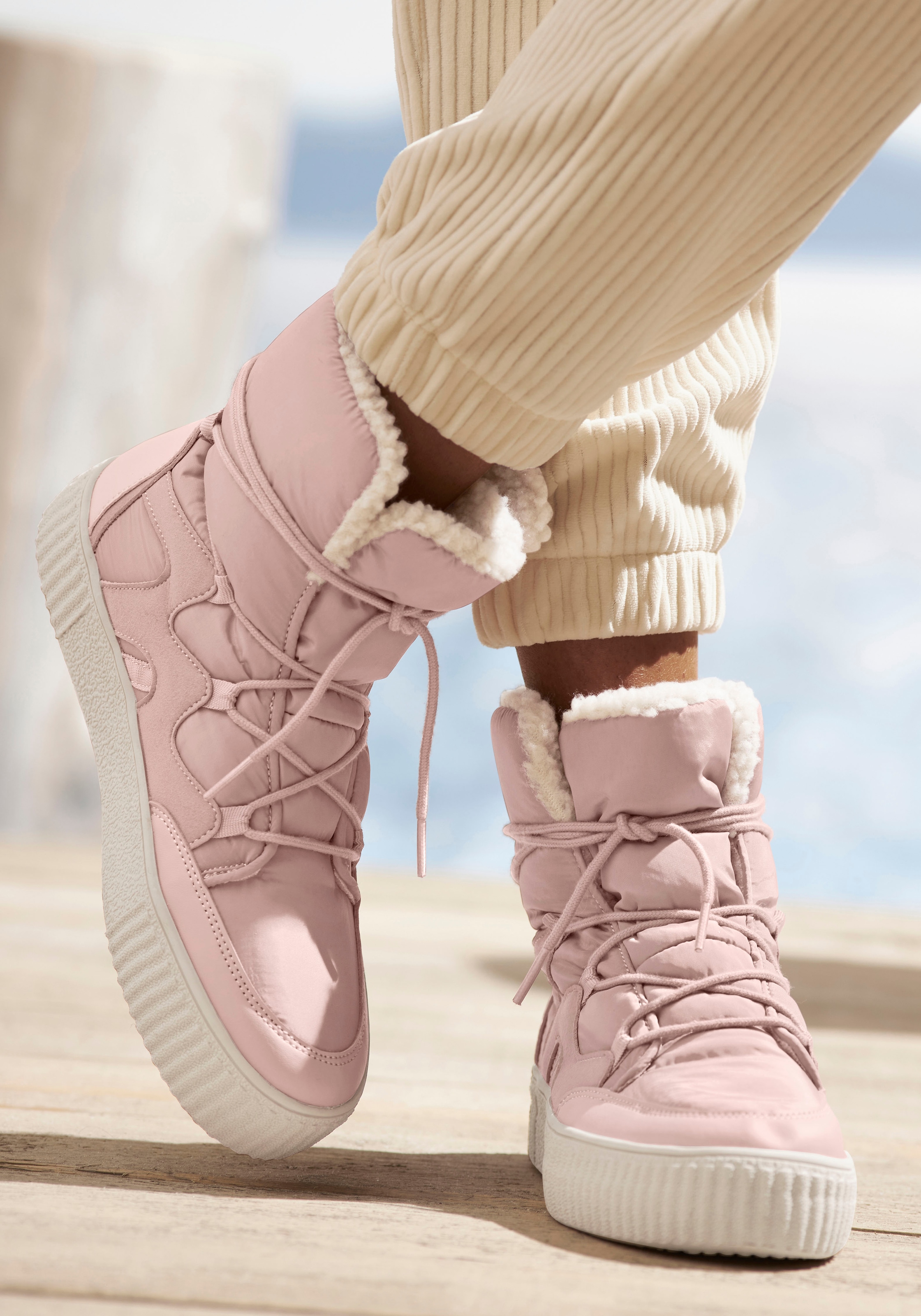 LASCANA Winterboots  mit Warmfutter, Snowboots, Schnürstiefelette, Winterstiefel