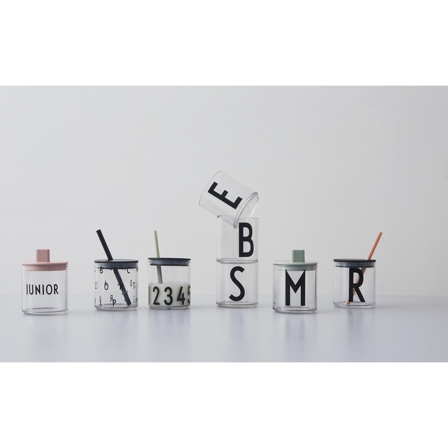 Design letters Trinkaufsatz für Kindertrinkglas aus Tritan in grün